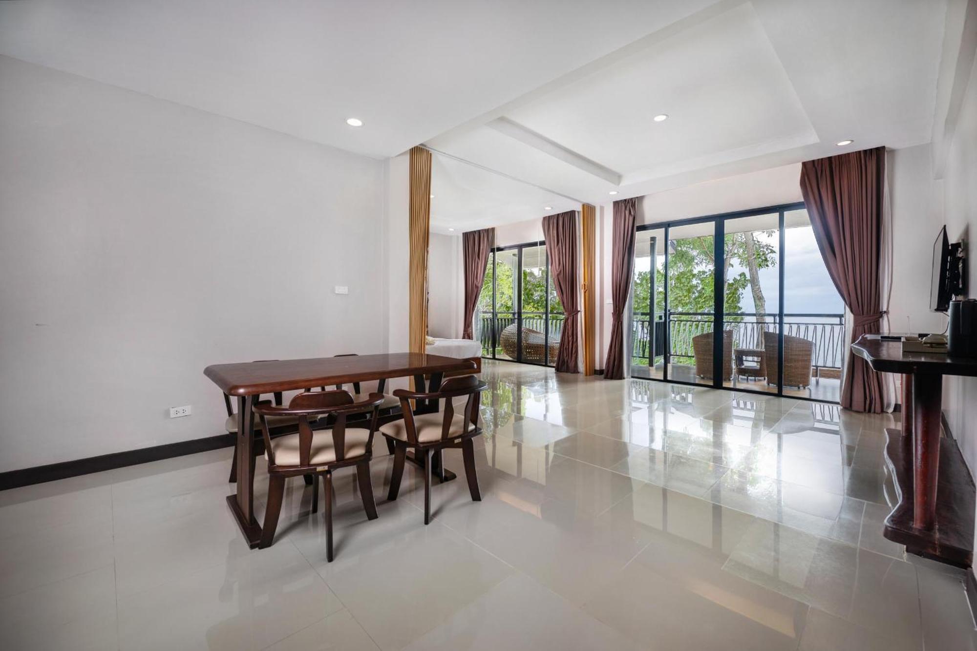 Dusit Buncha Resort Ko Tao